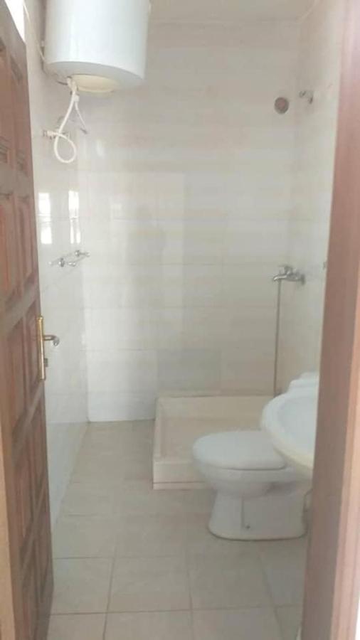 Zunox Guest House Фритаун Экстерьер фото